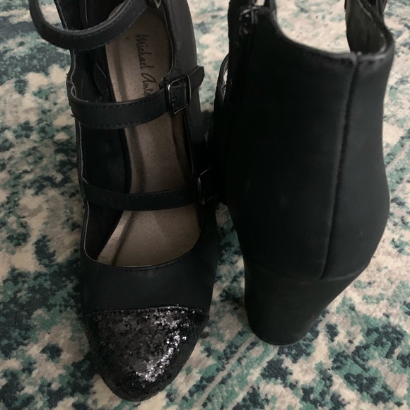 Glitter Toe Strappy Pumps - Picture 8 of 9